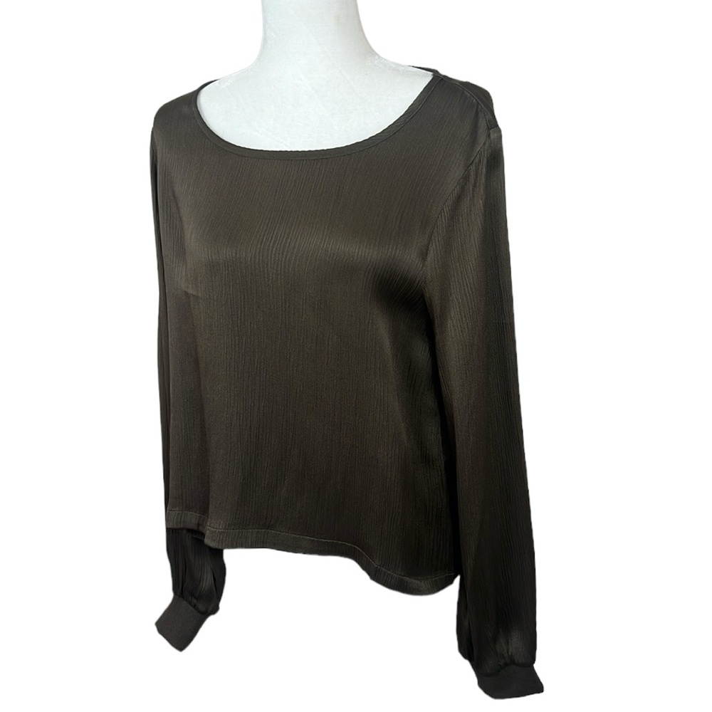 NWT Bobi Ary L/S Round Neck Rayon Top Size Small Army Green